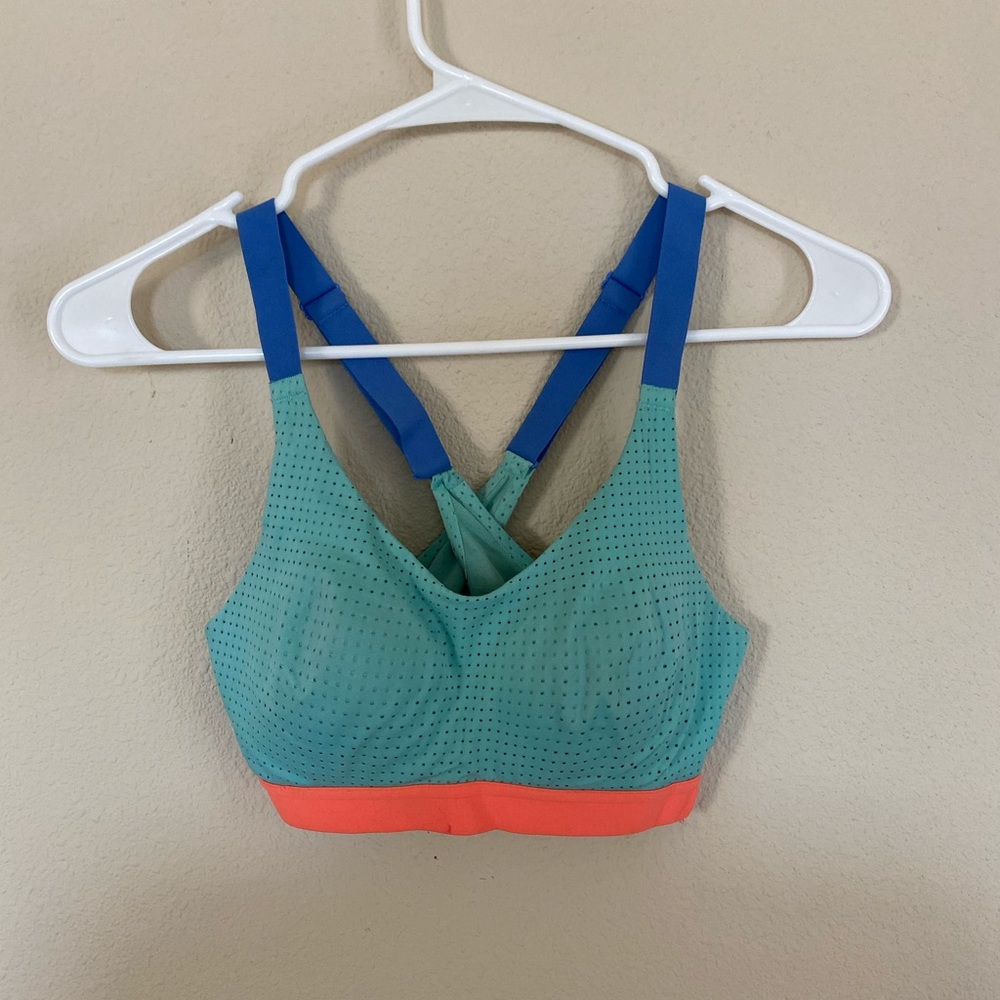 Victoria Secret Sports Bra